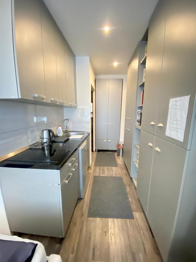24 Hour-Self Check-In Apartment Namestie Svaeteho Egidia Poprad Buitenkant foto